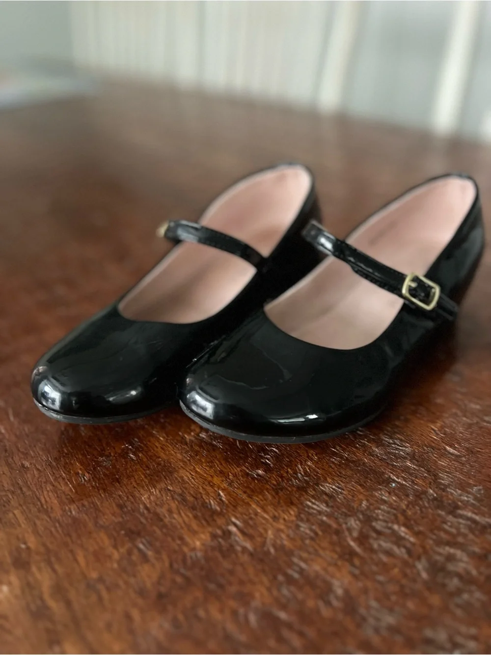 Girls' Black Patent Mary Jane Dress Shoes size 1